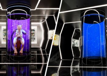 Pokemon-center-Shibuya-City-mewtwo-out